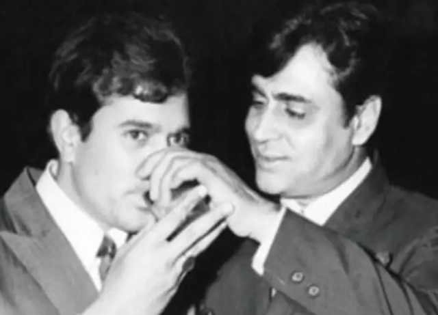 Rajesh Khanna and Rajendra Kumar